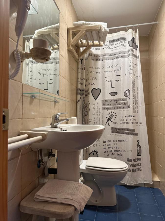 Hostal Moon Tolox Extérieur photo